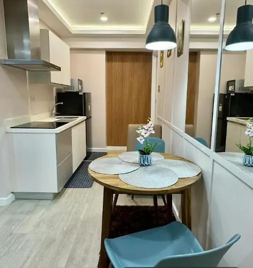 Casa Rhea Aparthotel Manila
